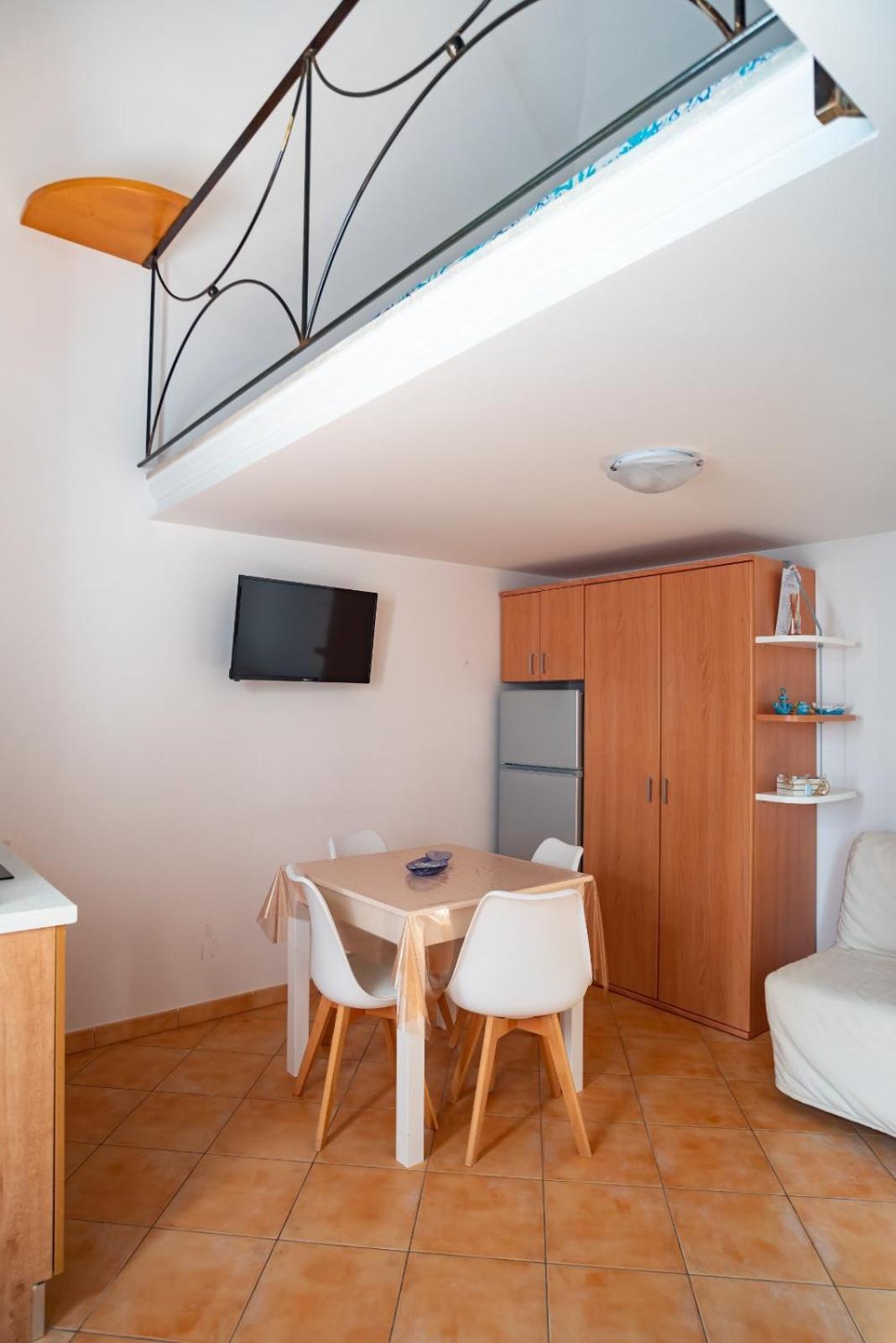 Casa Vacanze "Il Baffo E Il Mare" Четара Экстерьер фото