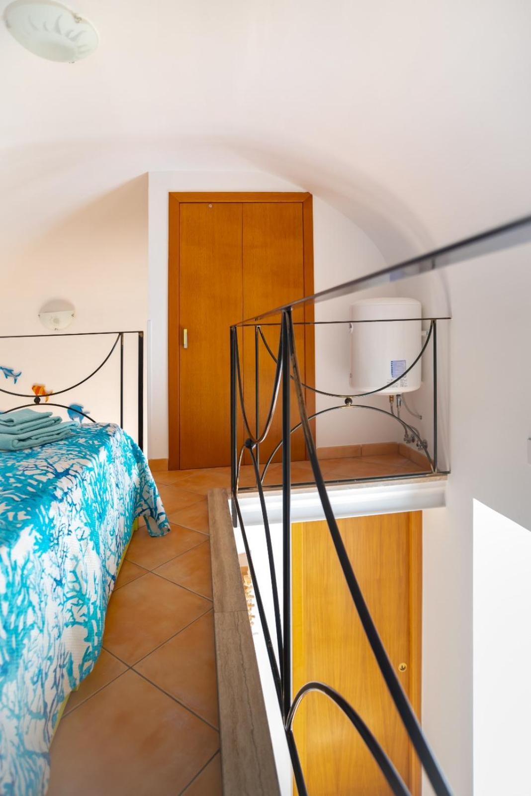 Casa Vacanze "Il Baffo E Il Mare" Четара Экстерьер фото